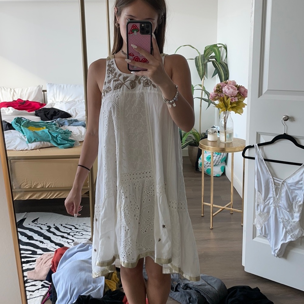 gold and white dress!